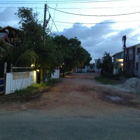 Placencia Hostel Ngoại thất bức ảnh
