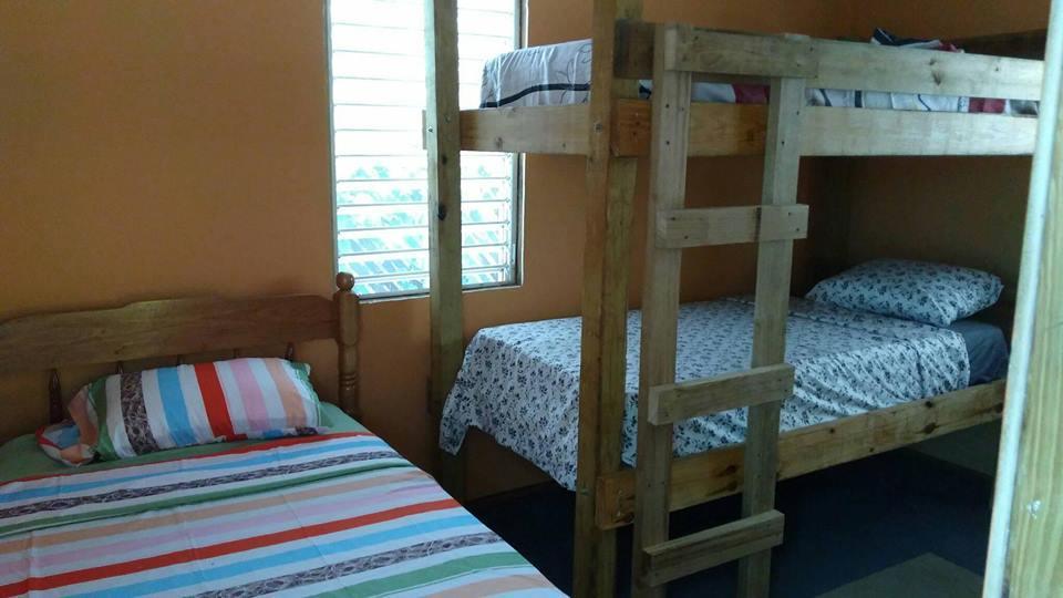 Placencia Hostel Ngoại thất bức ảnh