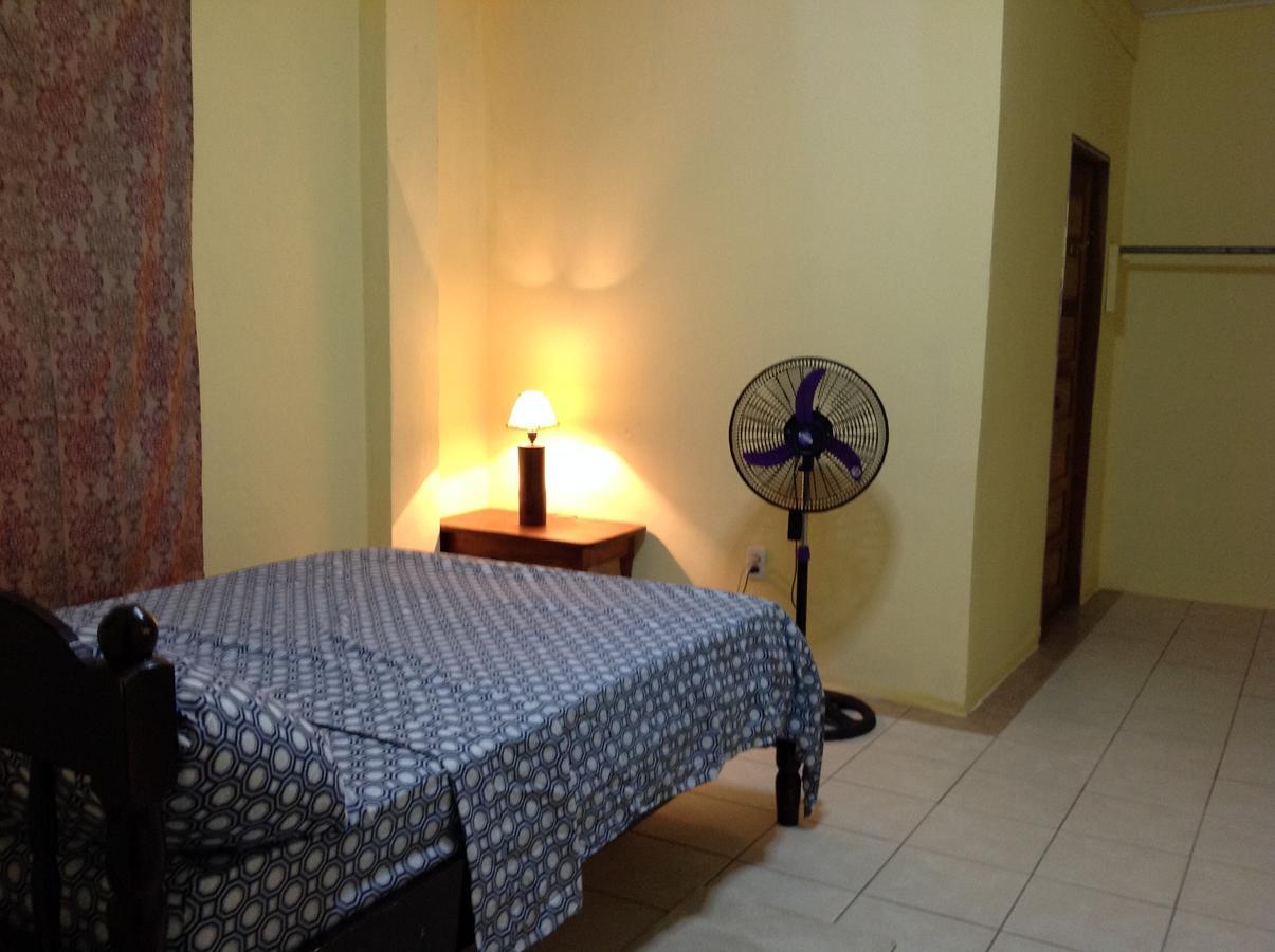 Placencia Hostel Ngoại thất bức ảnh