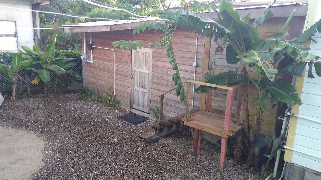 Placencia Hostel Ngoại thất bức ảnh