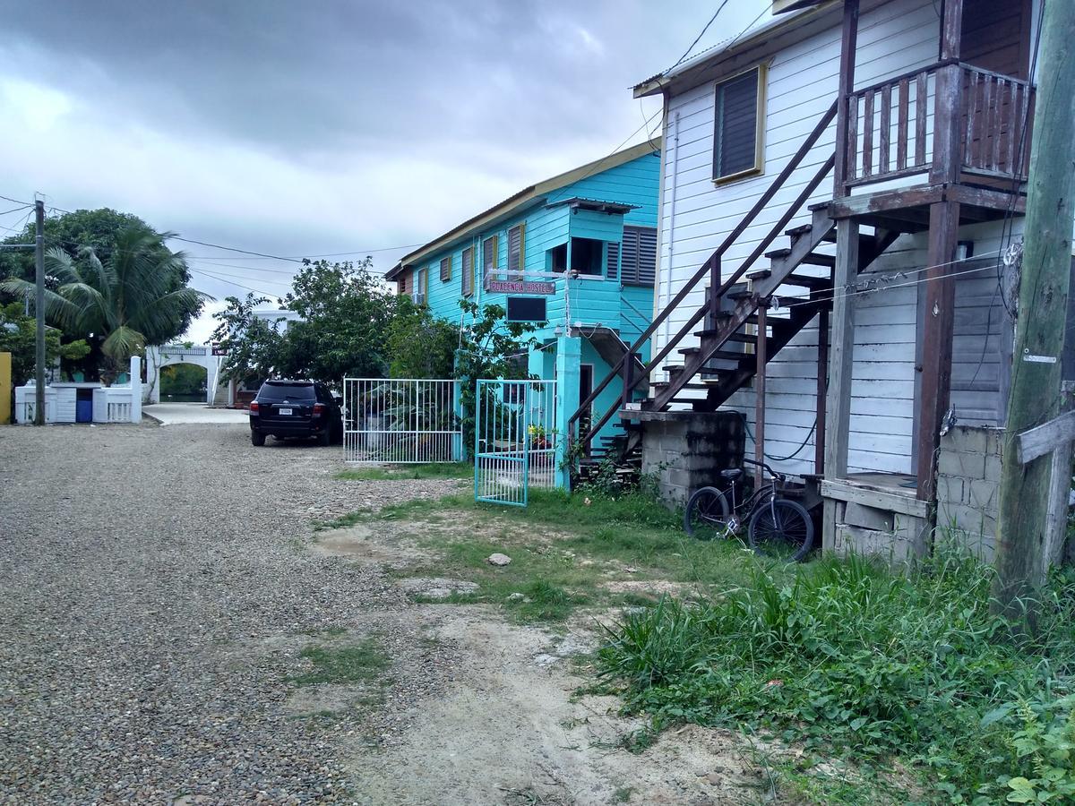 Placencia Hostel Ngoại thất bức ảnh